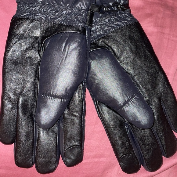 Micheal Kors - Picture 3 of 5